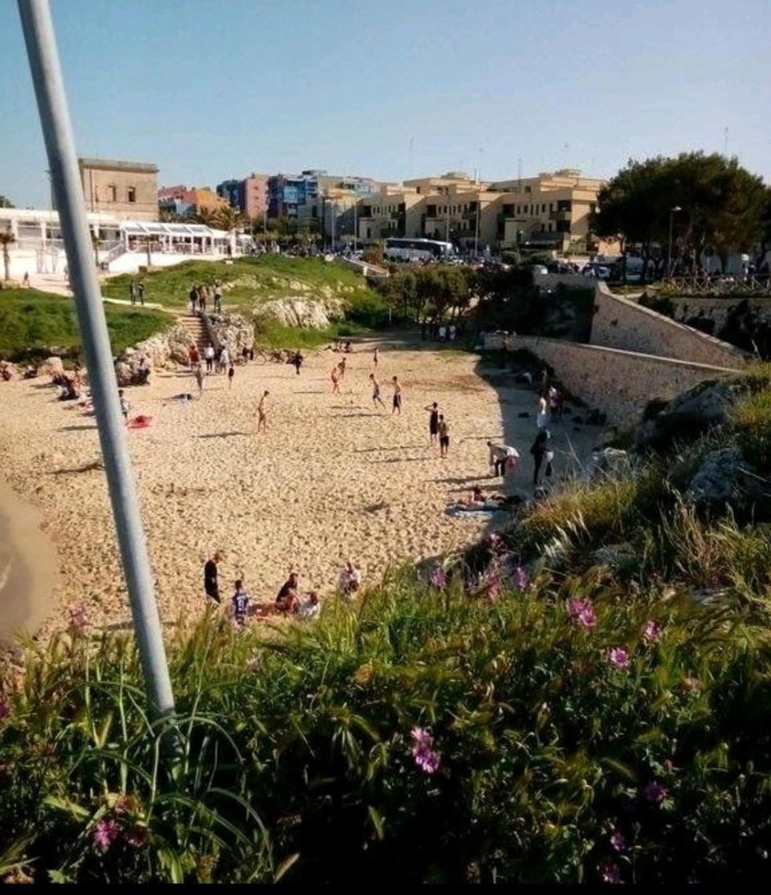 Da Luigi Locazioni Brevi Turistiche Bed and Breakfast Monopoli Eksteriør billede